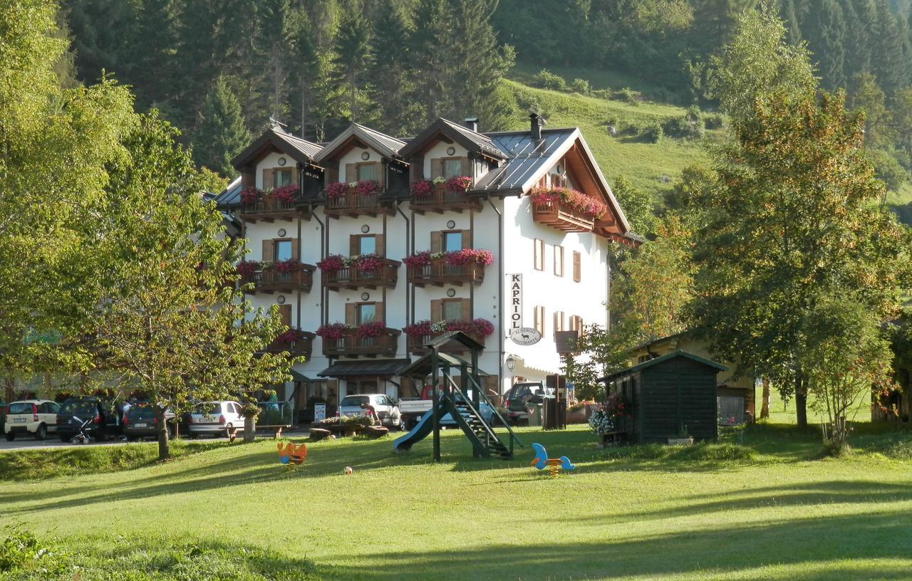 Hotel Kapriol Castello Tesino Exteriér fotografie