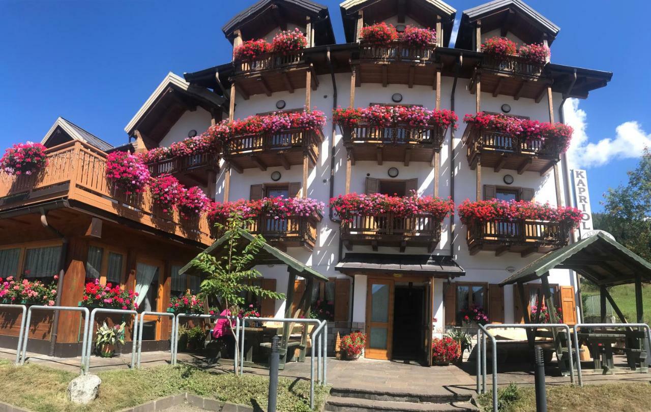 Hotel Kapriol Castello Tesino Exteriér fotografie
